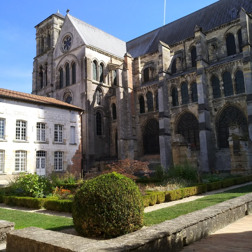 Musée du cloître de Notre-Dame-en-Vaux 3